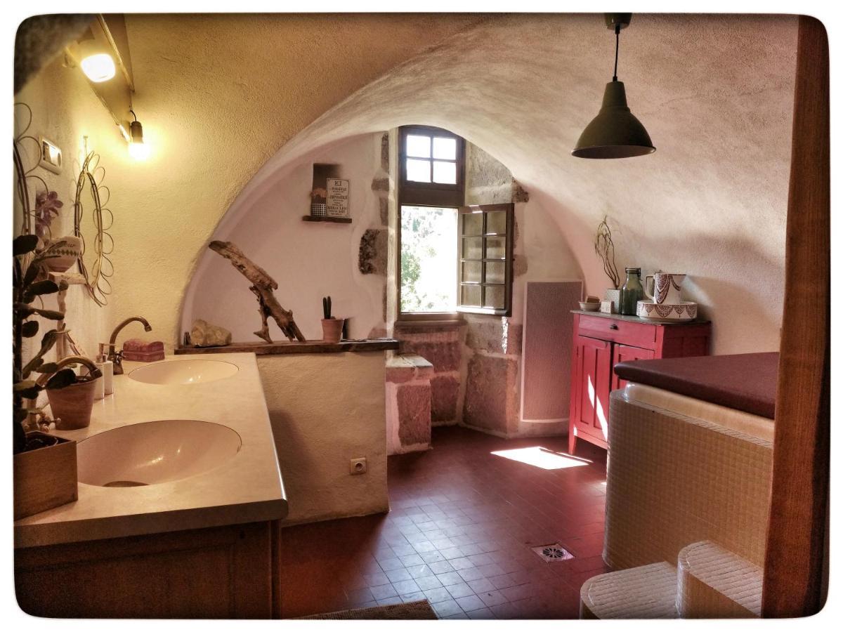 Oracines Du Calme Maison Helianthy Sanilhac  Экстерьер фото